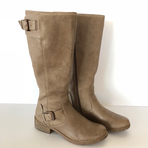 sofft riding boots